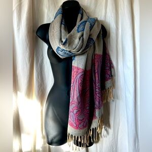 Beautiful 100% Cashmere Scarf From Jerusalem *Flaw*